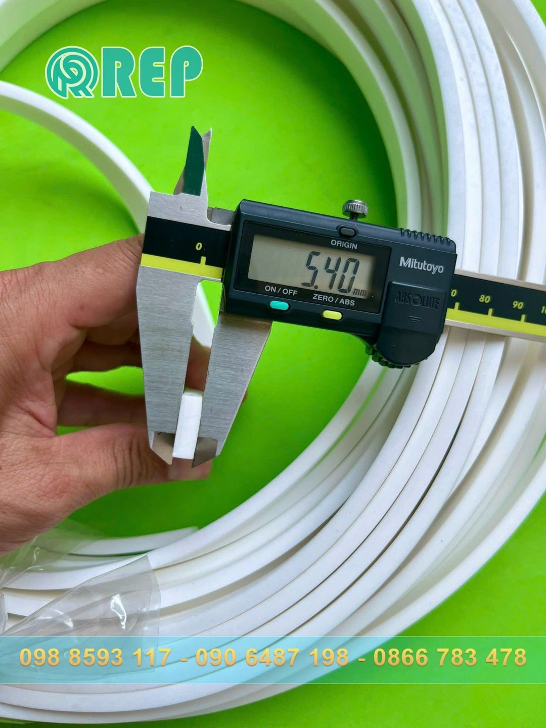 Ron silicon trắng chữ nhật 5.4x16