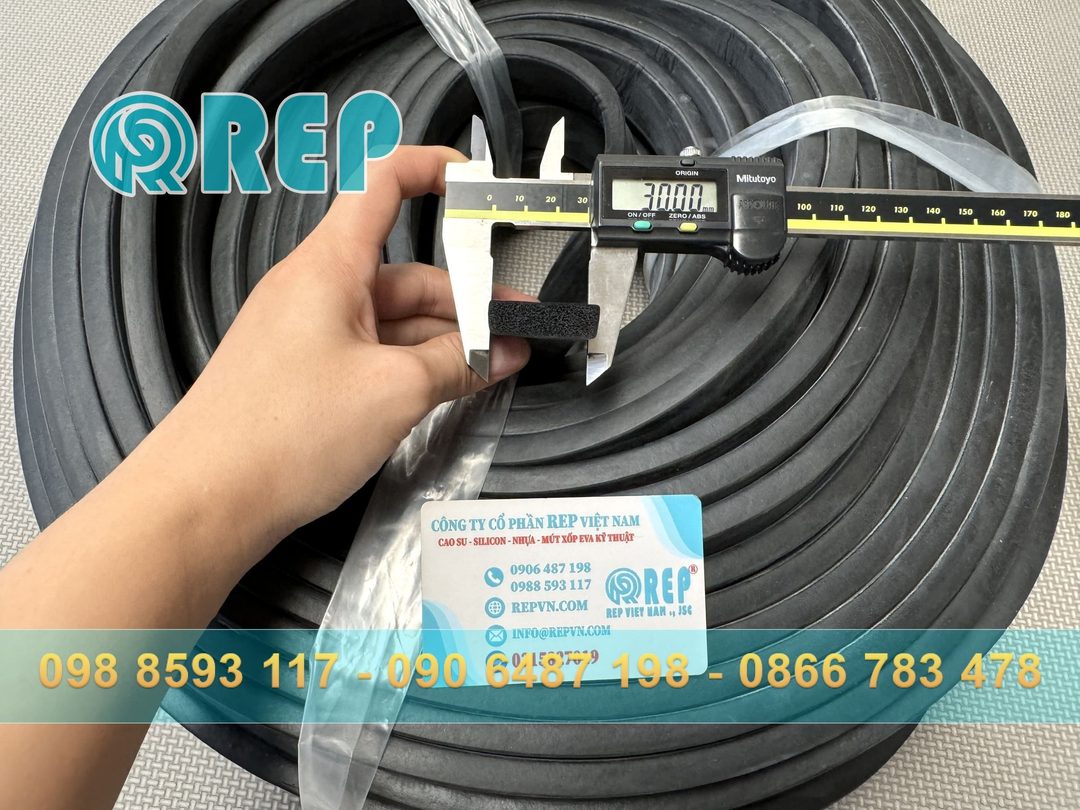 Ron cao su xốp 30x10mm