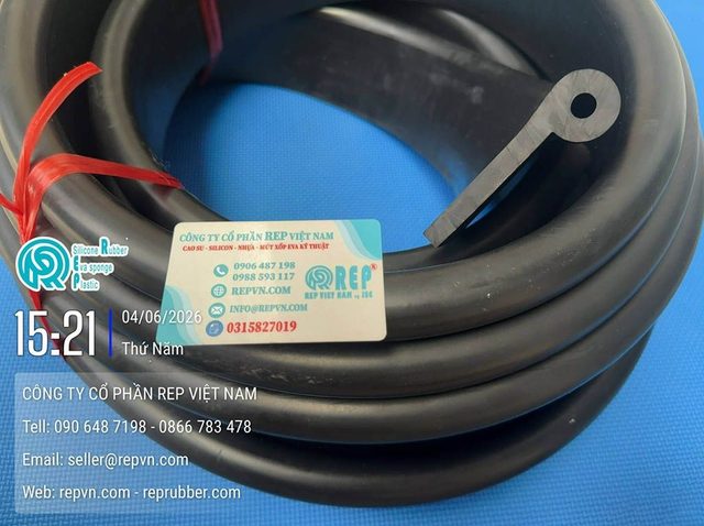 Gioăng cao su P cửa công nghiệp