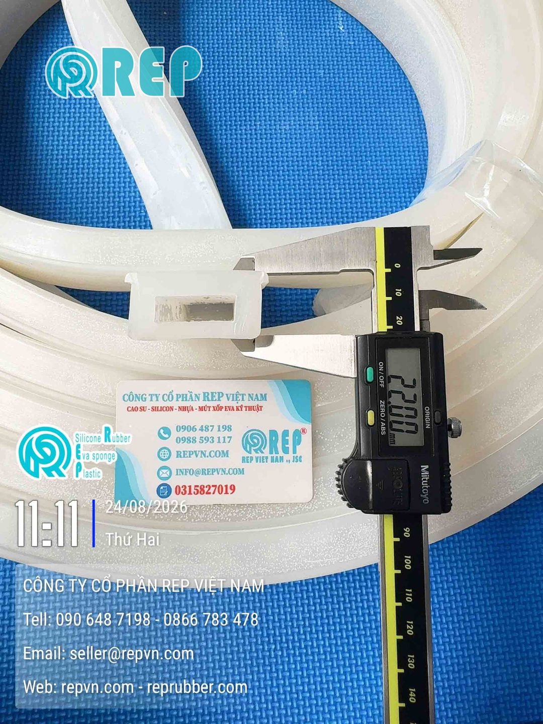 Ron silicon trắng chữ nhật 46x22x8
