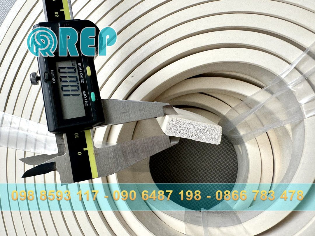 Mặt cắt ngang ron cao su xốp trắng 10x30mm